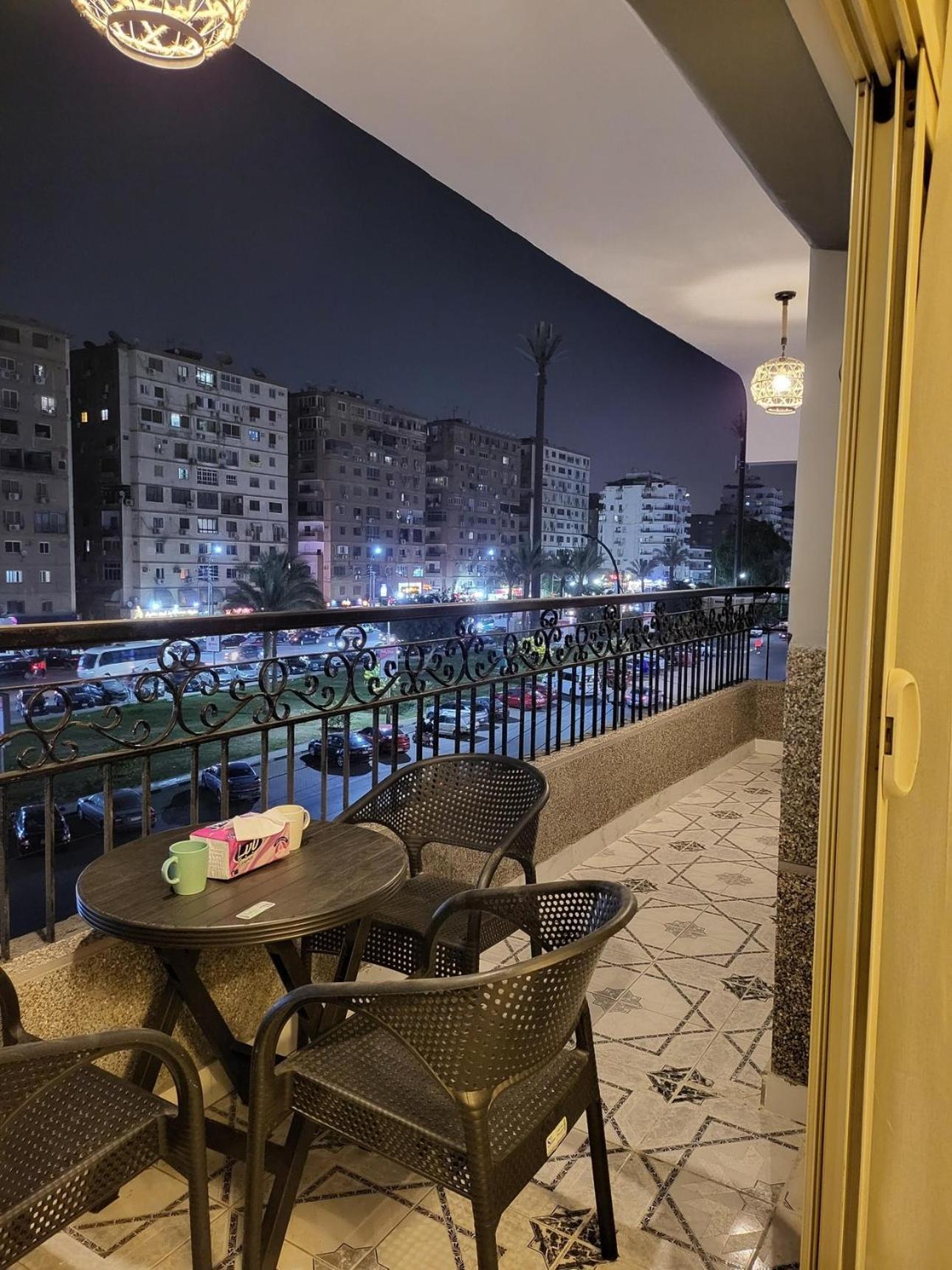 Flat At Prime Location With Wifi And Garden View Near Cai Airport Appartement Caïro