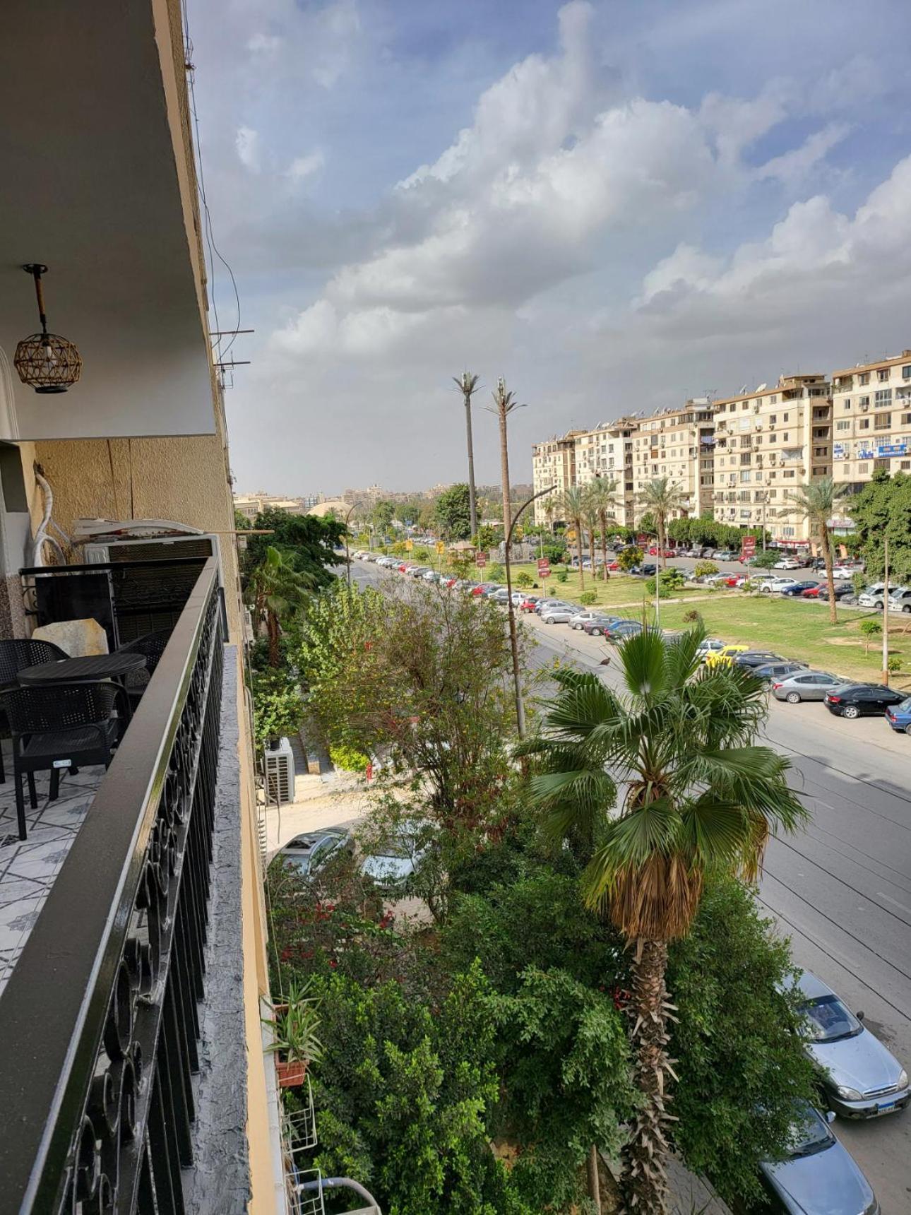 Flat At Prime Location With Wifi And Garden View Near Cai Airport * Caïro
